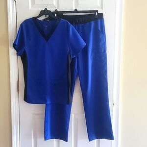 Scrubstar Blue and Black Women's Scrub Set